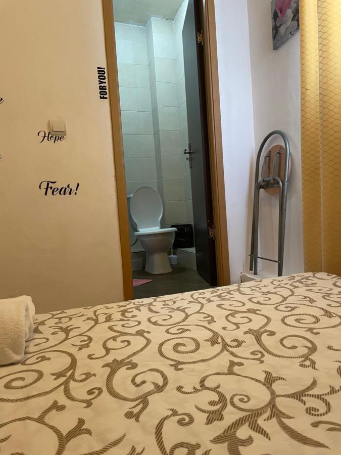 Studio Piata Amzei Nr.1 Apartman Bukarest Kültér fotó