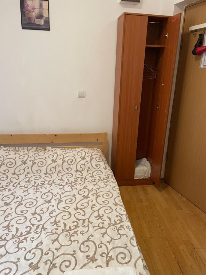 Studio Piata Amzei Nr.1 Apartman Bukarest Kültér fotó